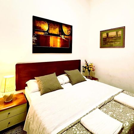4 Bed Rooms Luxury Apartment Near Colosseum Rom Exterior foto