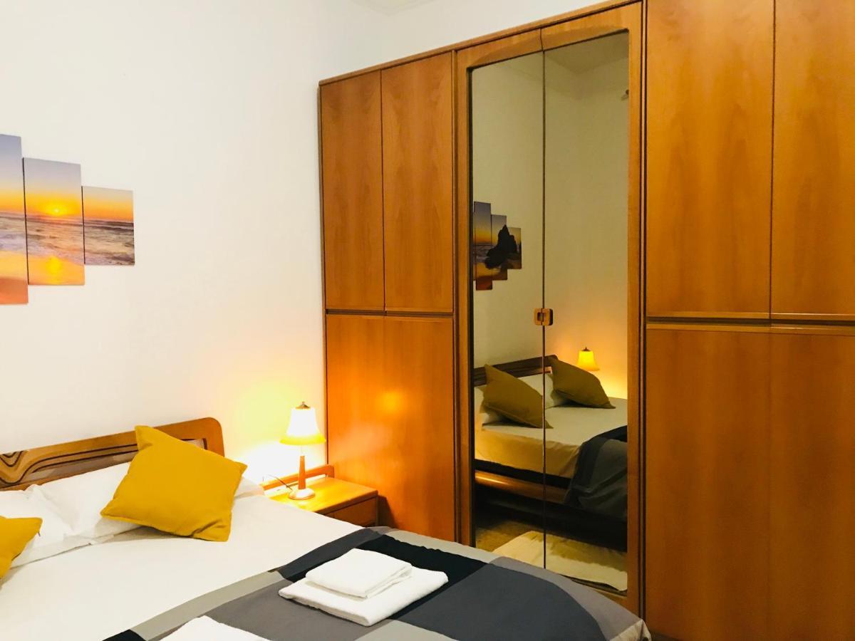4 Bed Rooms Luxury Apartment Near Colosseum Rom Exterior foto