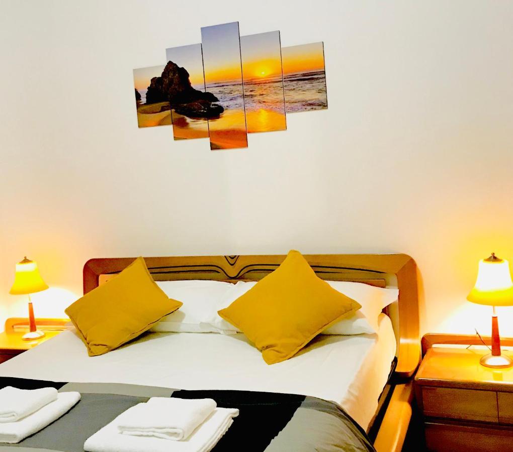 4 Bed Rooms Luxury Apartment Near Colosseum Rom Exterior foto