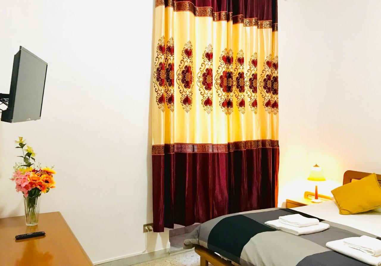 4 Bed Rooms Luxury Apartment Near Colosseum Rom Exterior foto