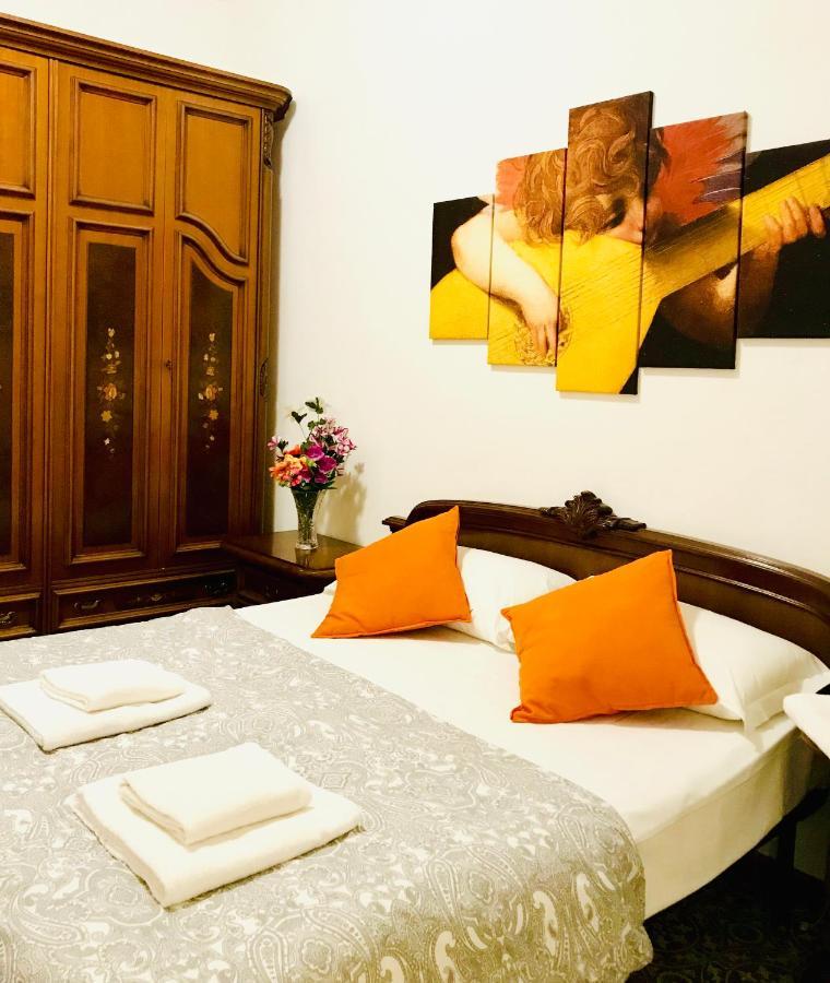 4 Bed Rooms Luxury Apartment Near Colosseum Rom Exterior foto