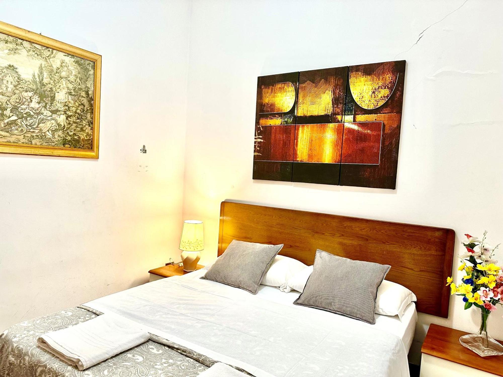 4 Bed Rooms Luxury Apartment Near Colosseum Rom Exterior foto