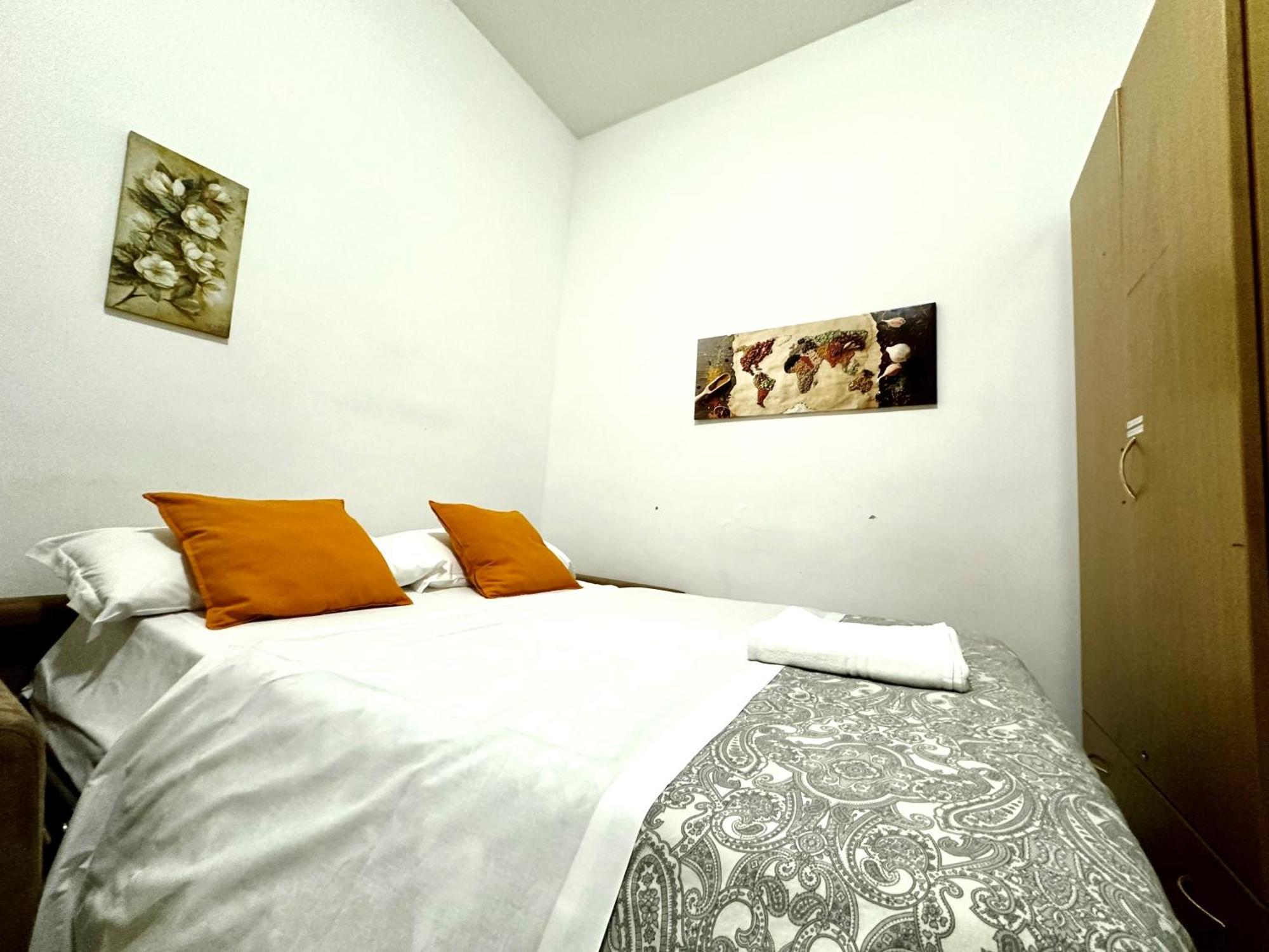 4 Bed Rooms Luxury Apartment Near Colosseum Rom Exterior foto